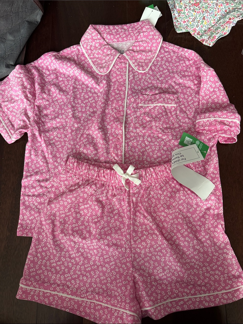 Gap NWT Girls' Pink Floral Short Pajama Set